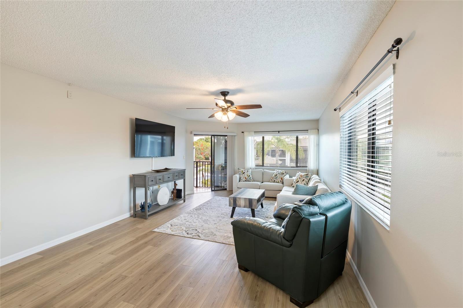 2001 LITTLE PINE CIR #12B, PUNTA GORDA, FL, 33955