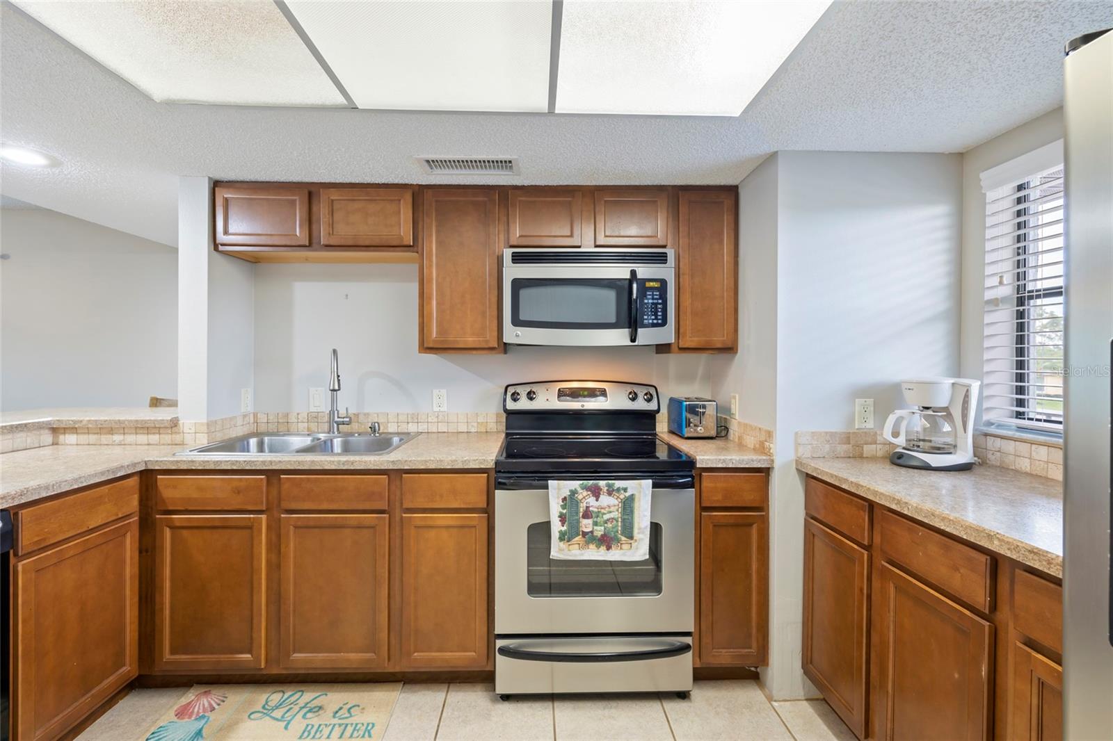 2001 LITTLE PINE CIR #12B, PUNTA GORDA, FL, 33955