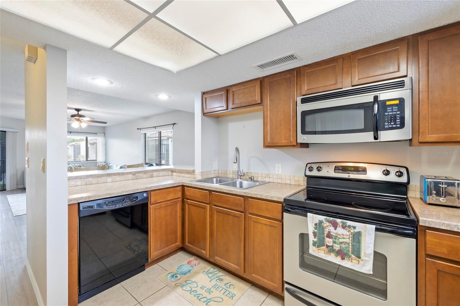 2001 LITTLE PINE CIR #12B, PUNTA GORDA, FL, 33955