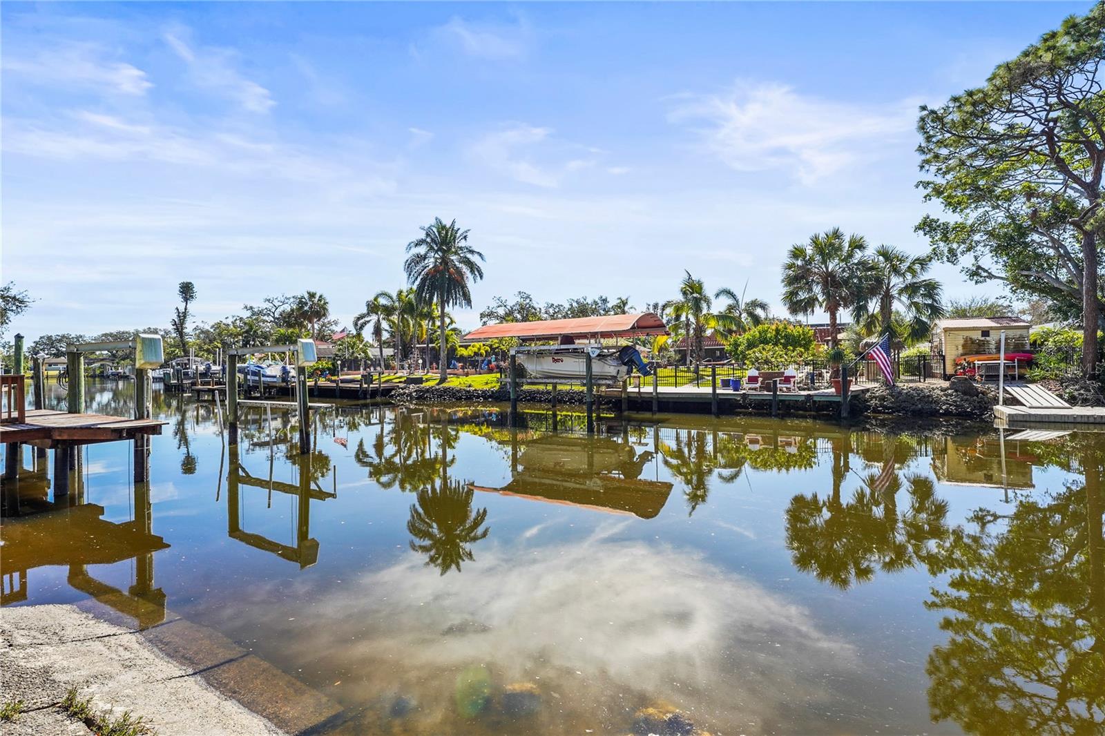 504 68TH AVENUE DR W, BRADENTON, FL, 34207