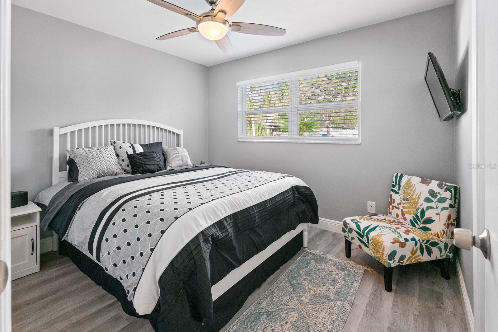 496 OAKWOOD DR, DUNEDIN, FL, 34698