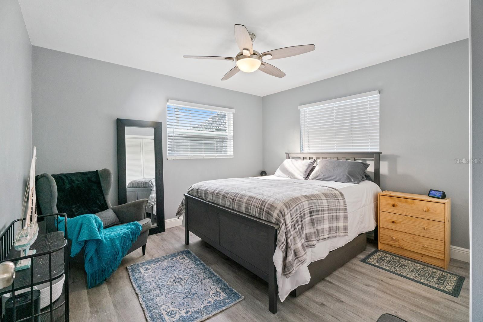 496 OAKWOOD DR, DUNEDIN, FL, 34698