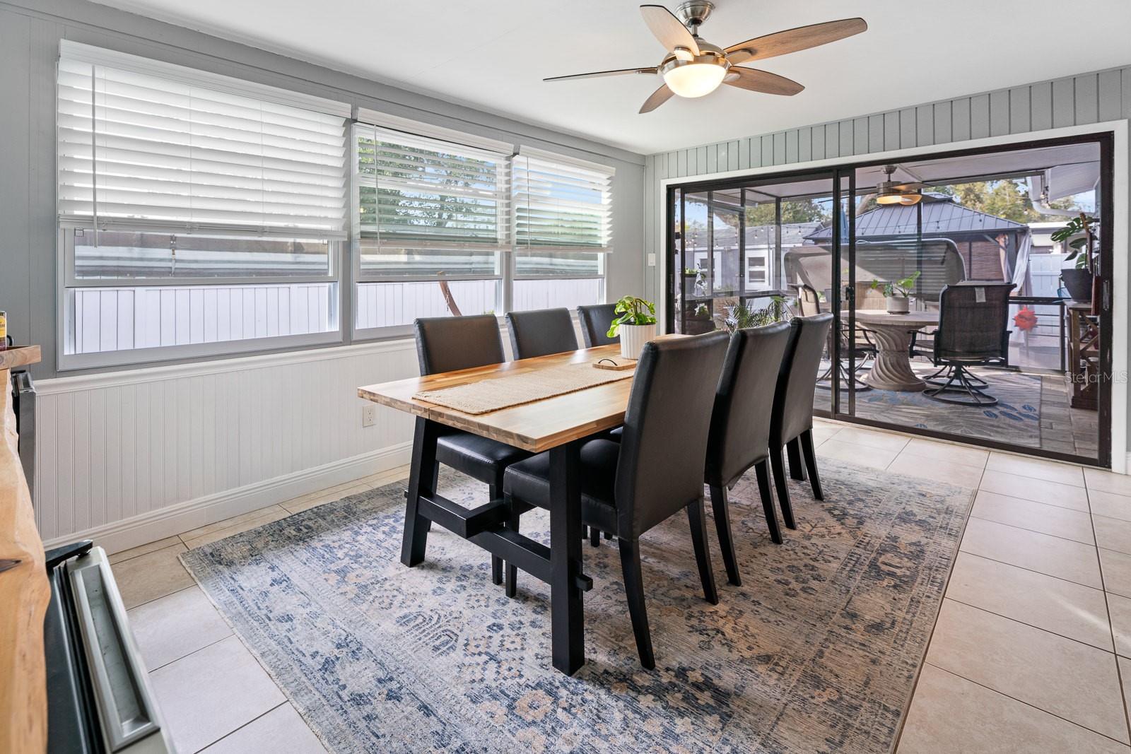 496 OAKWOOD DR, DUNEDIN, FL, 34698