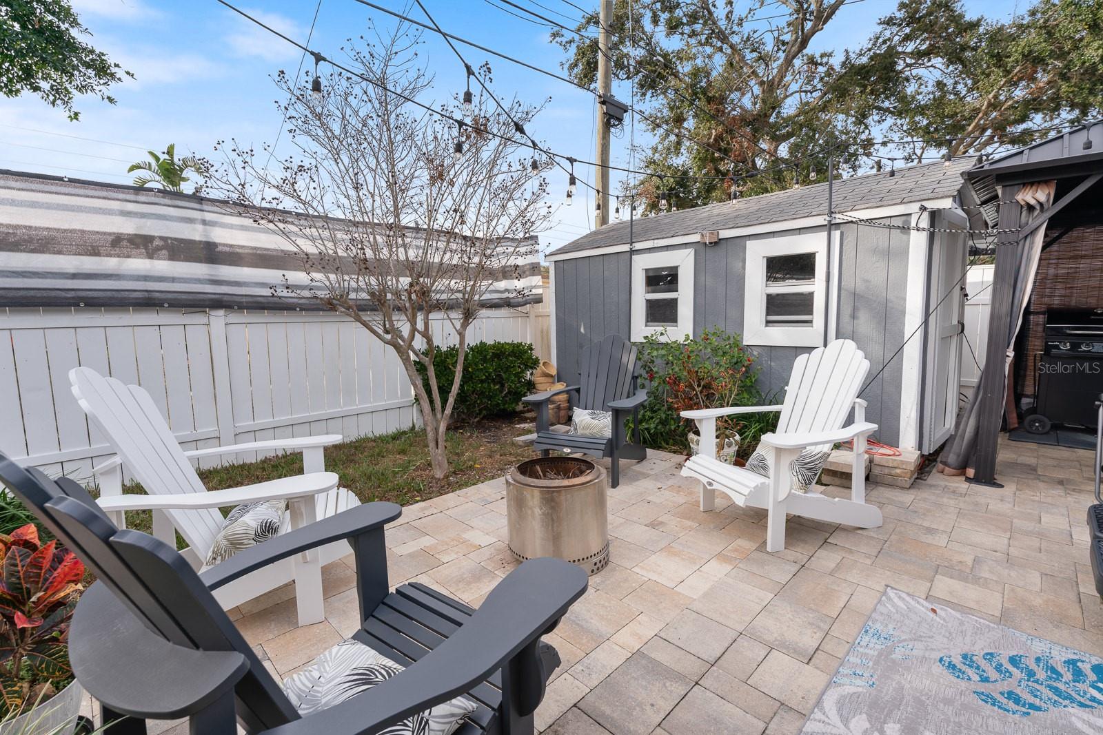 496 OAKWOOD DR, DUNEDIN, FL, 34698