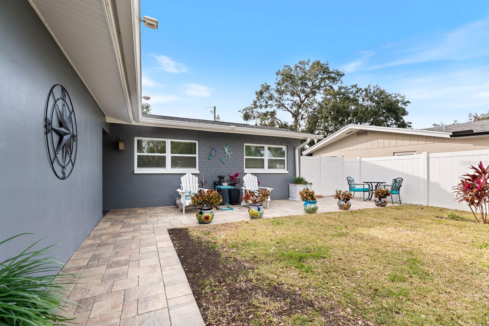 496 OAKWOOD DR, DUNEDIN, FL, 34698