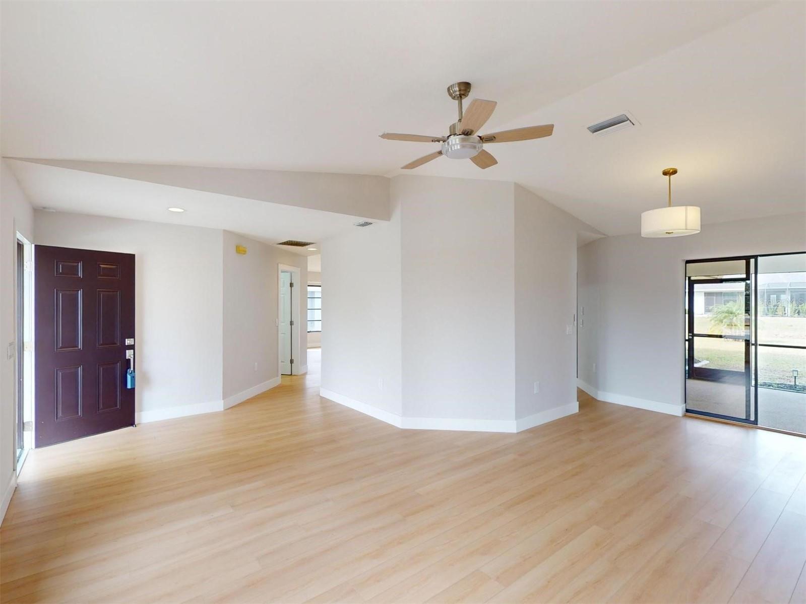 1612 NUREMBERG BLVD, PUNTA GORDA, FL, 33983