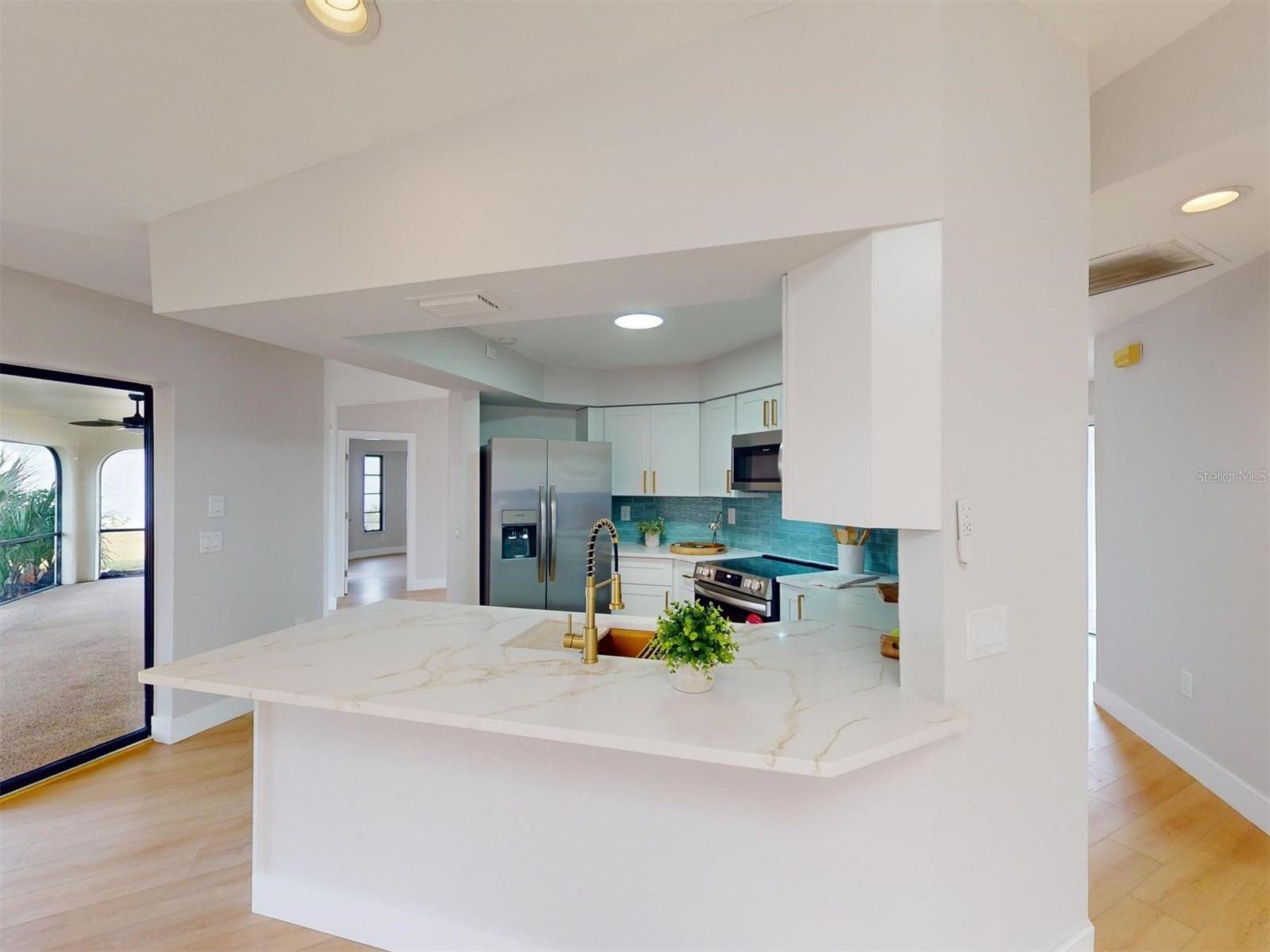 1612 NUREMBERG BLVD, PUNTA GORDA, FL, 33983