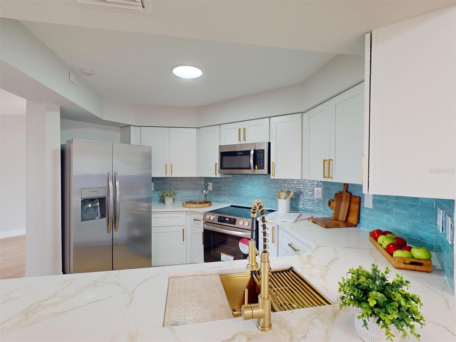 1612 NUREMBERG BLVD, PUNTA GORDA, FL, 33983