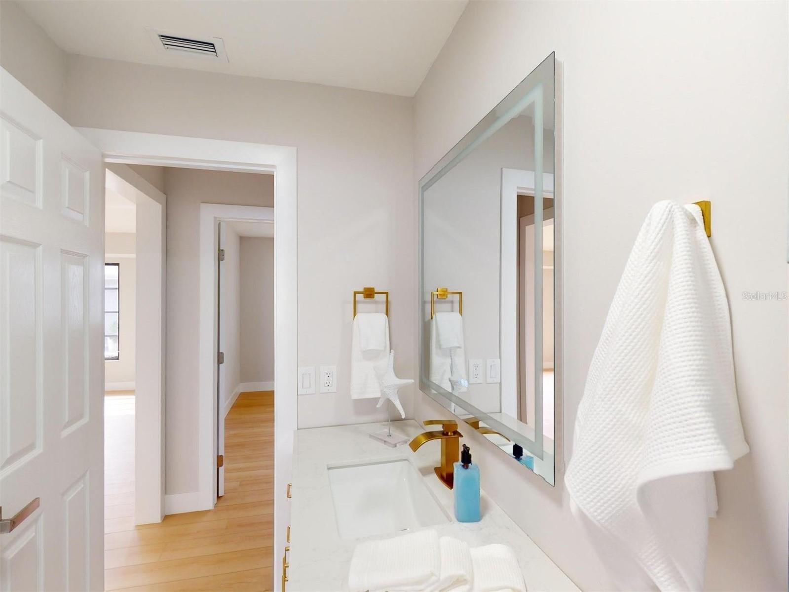 1612 NUREMBERG BLVD, PUNTA GORDA, FL, 33983
