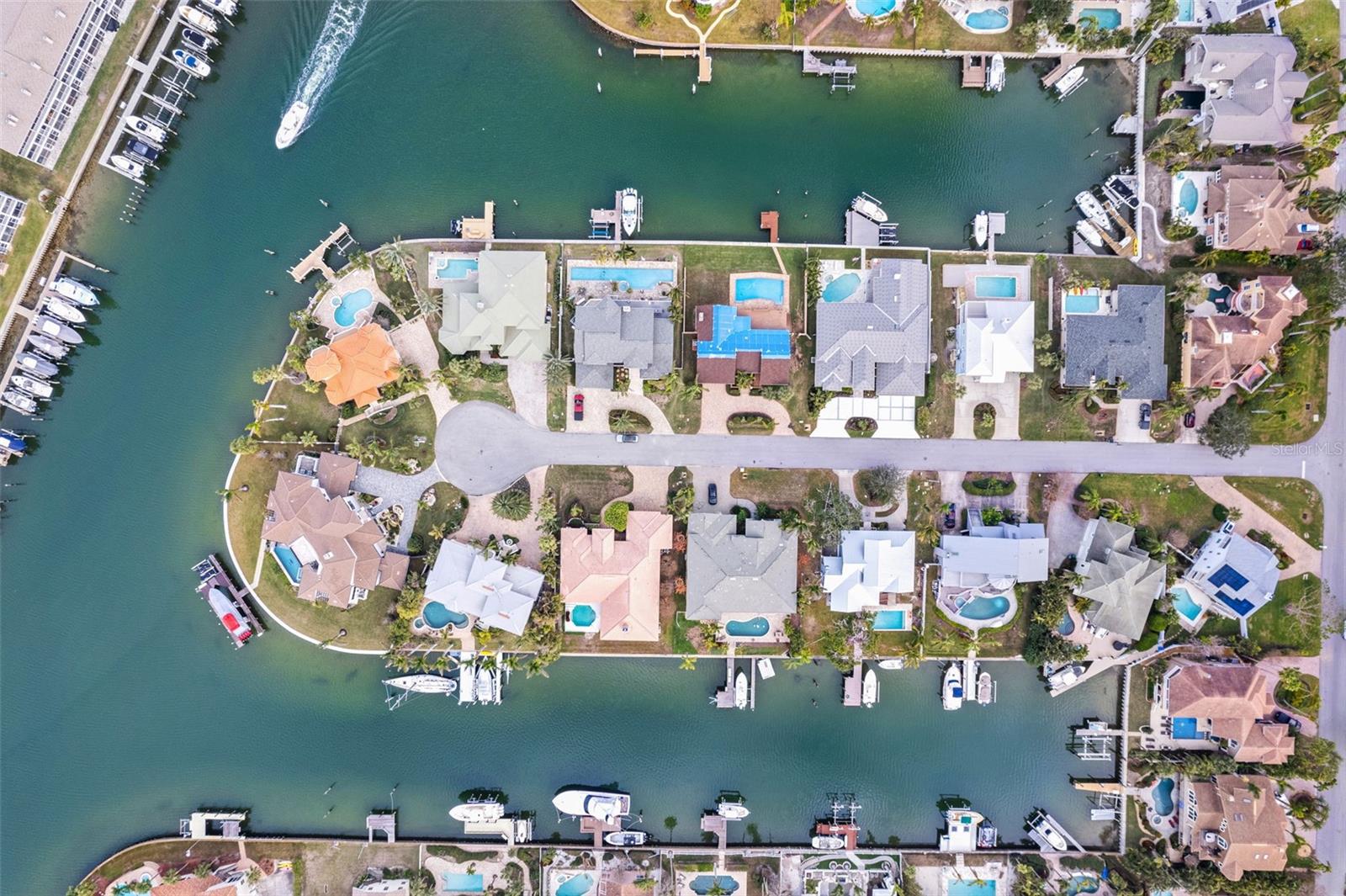 127 6TH ST E, TIERRA VERDE, FL, 33715