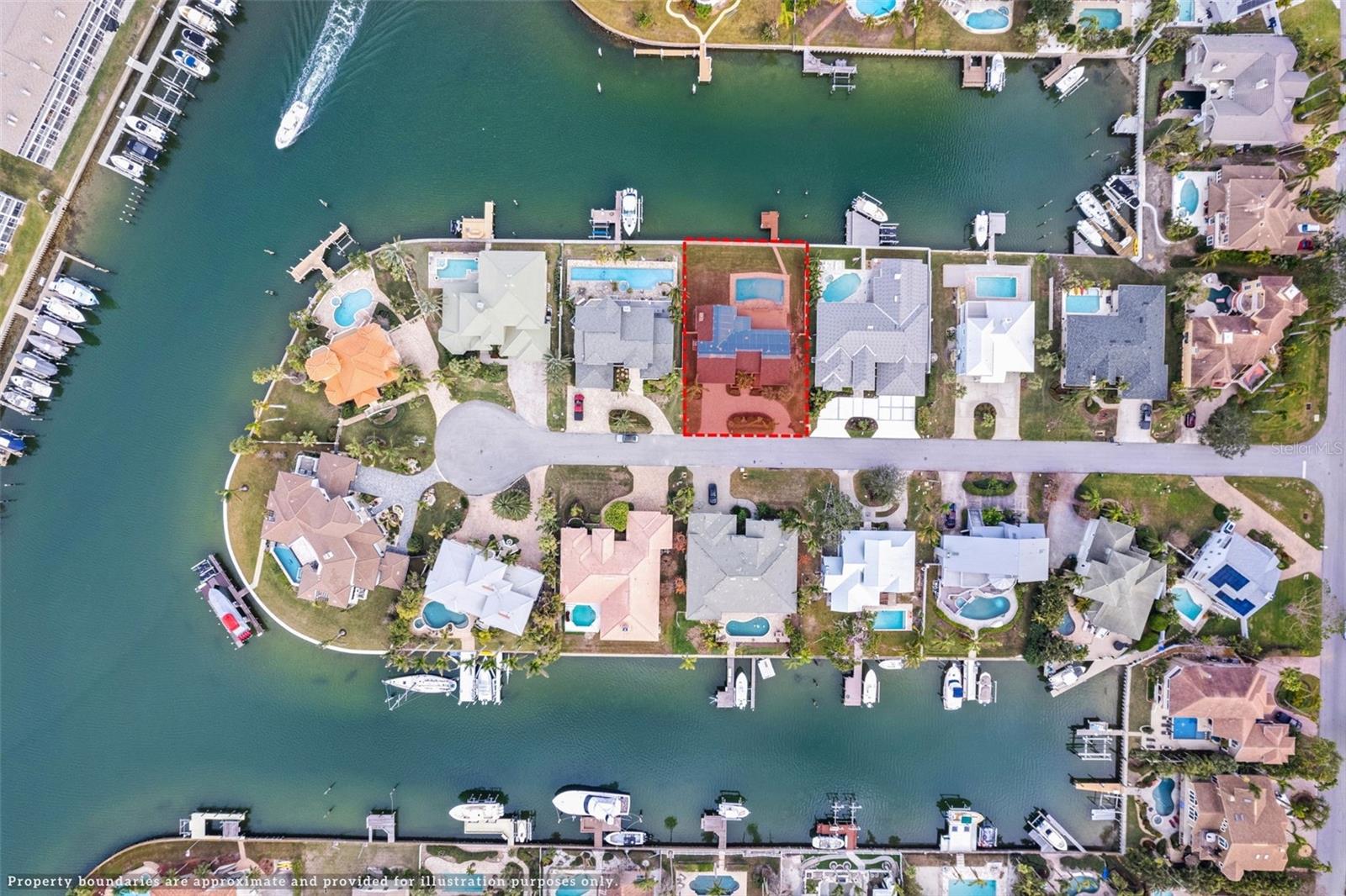127 6TH ST E, TIERRA VERDE, FL, 33715