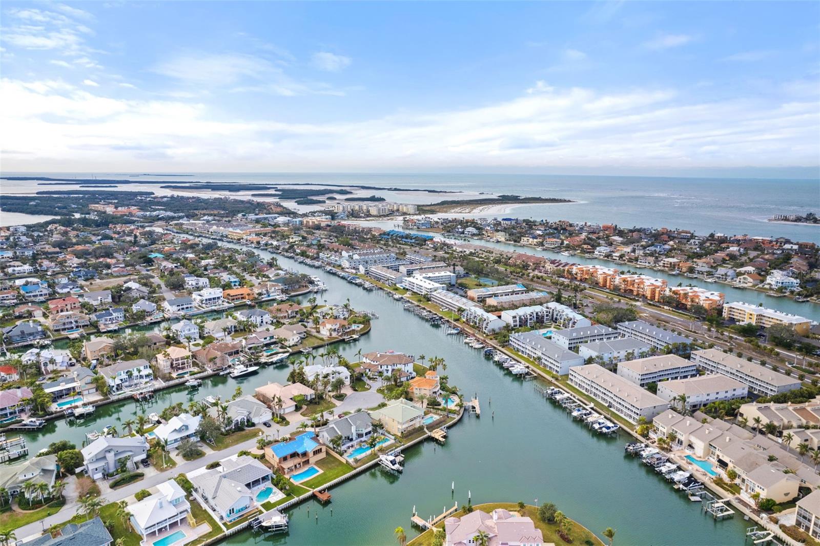 127 6TH ST E, TIERRA VERDE, FL, 33715