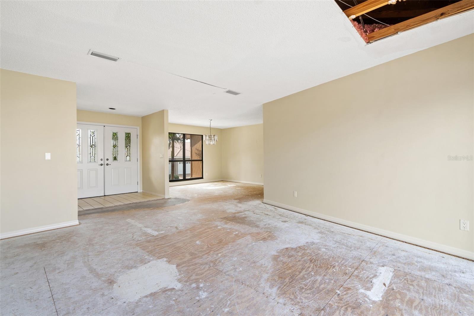 127 6TH ST E, TIERRA VERDE, FL, 33715