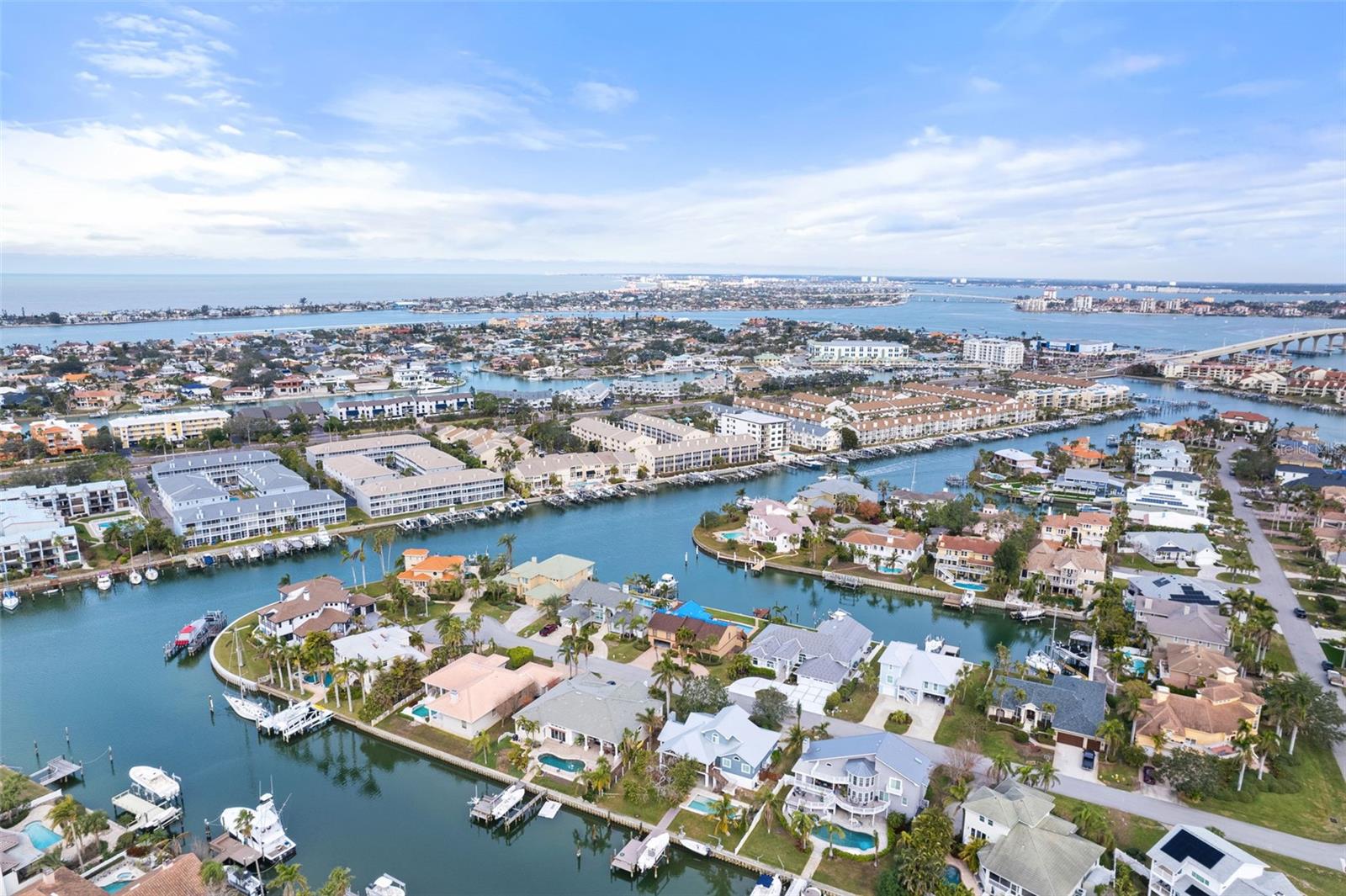 127 6TH ST E, TIERRA VERDE, FL, 33715