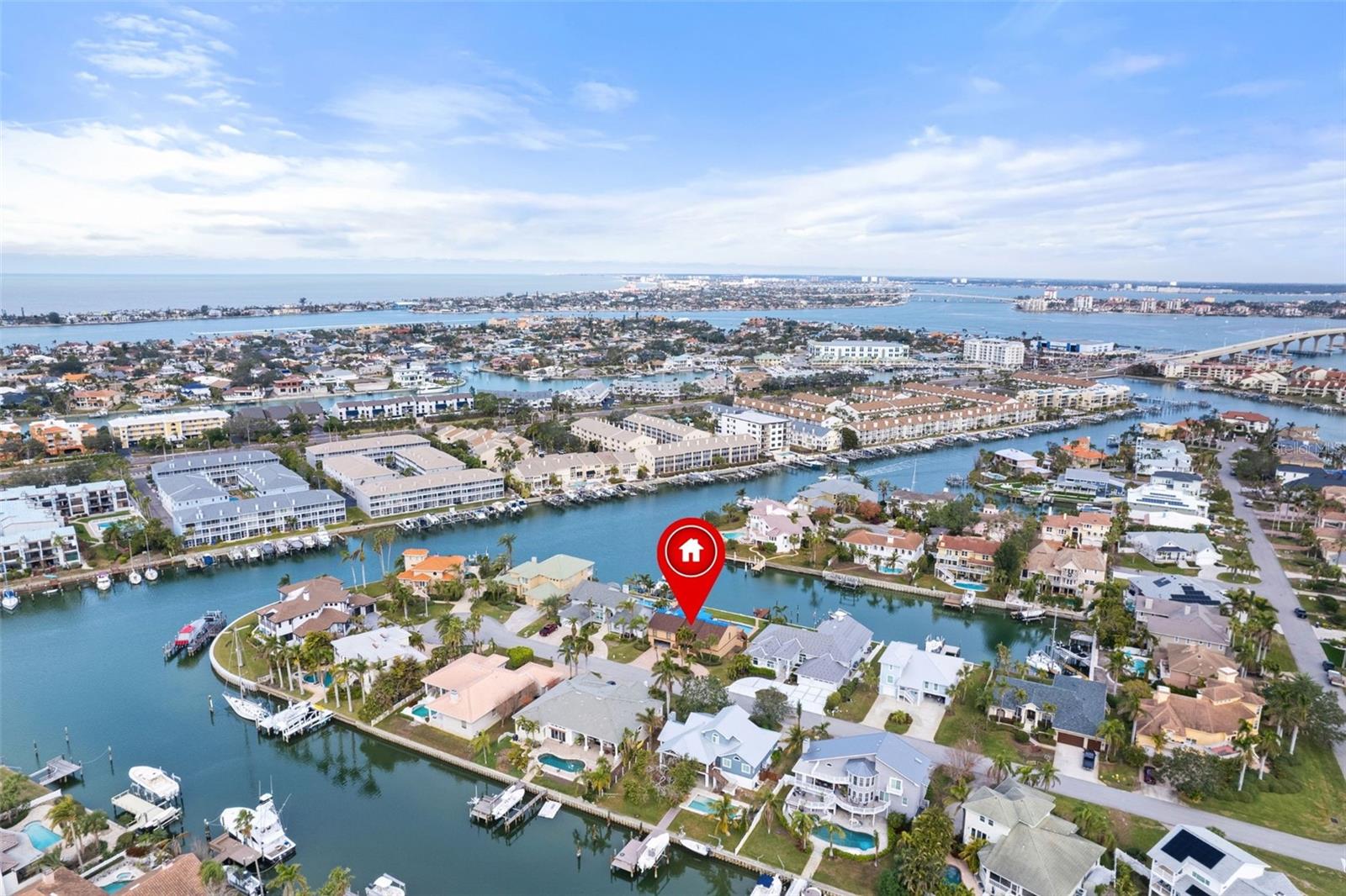 127 6TH ST E, TIERRA VERDE, FL, 33715
