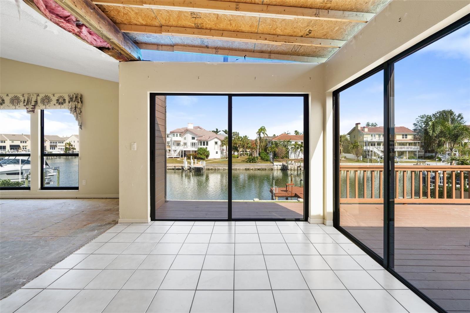 127 6TH ST E, TIERRA VERDE, FL, 33715