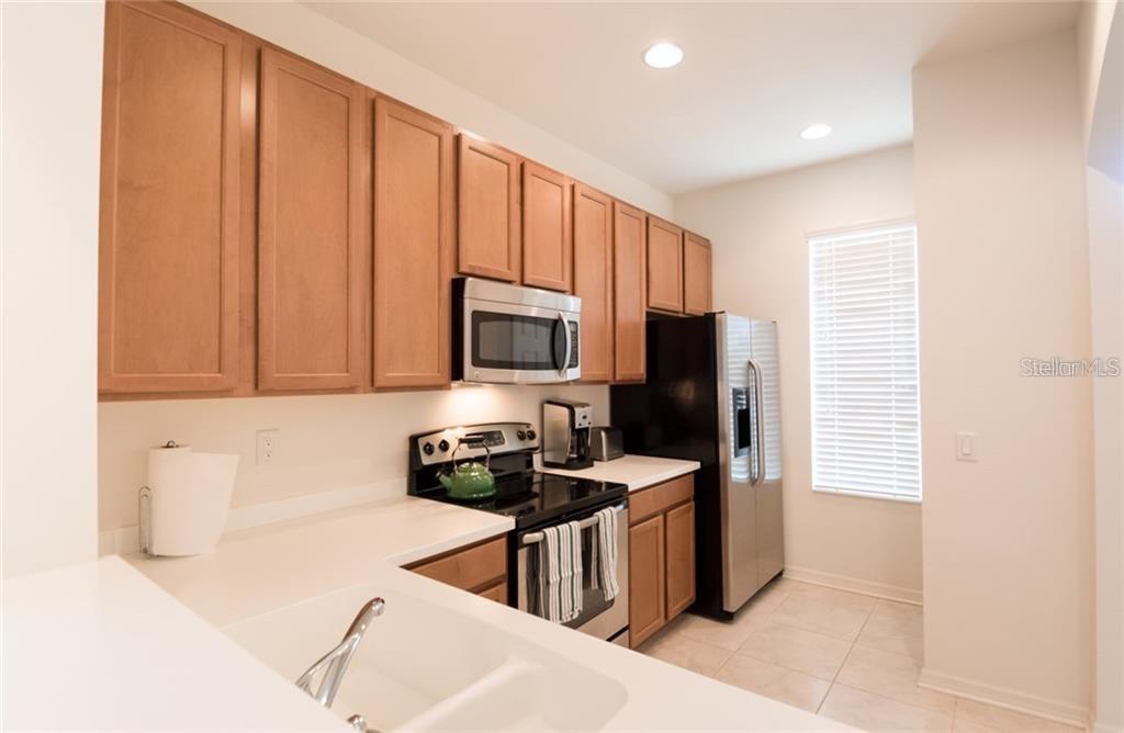 1122 GRANTHAM DR, SARASOTA, FL, 34234