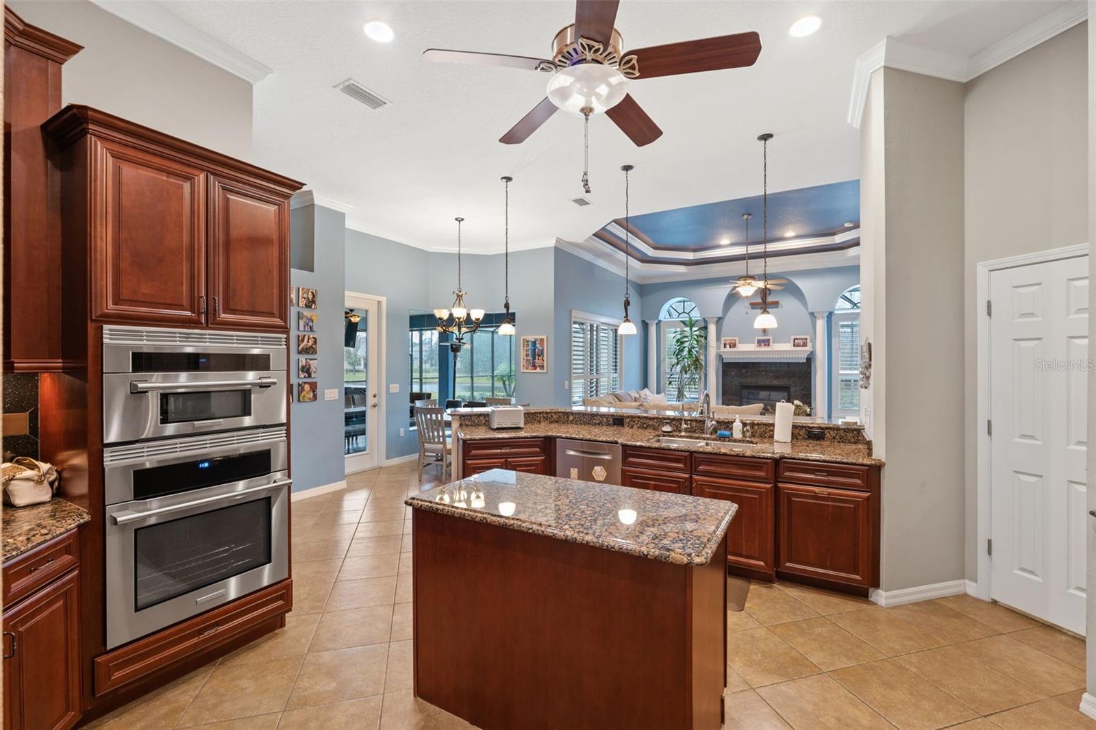 3414 GRAYCLIFF LN, BRANDON, FL, 33511