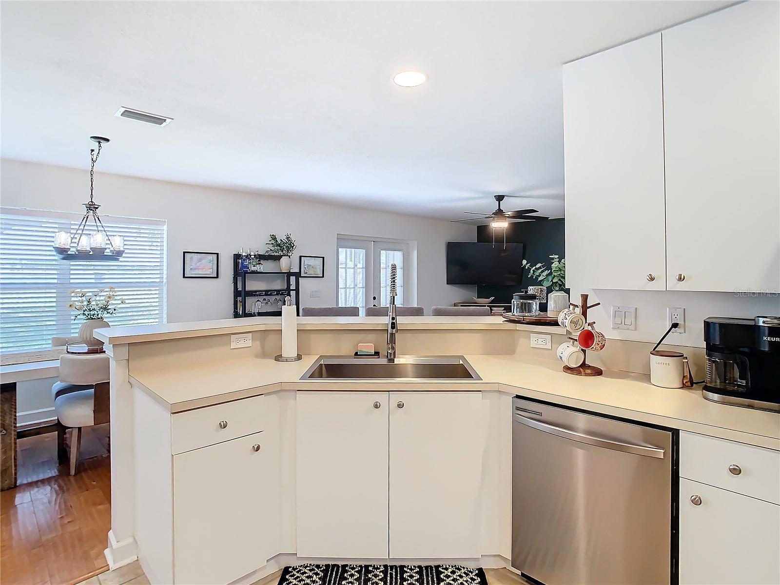 11616 CREST CREEK DR, RIVERVIEW, FL, 33569