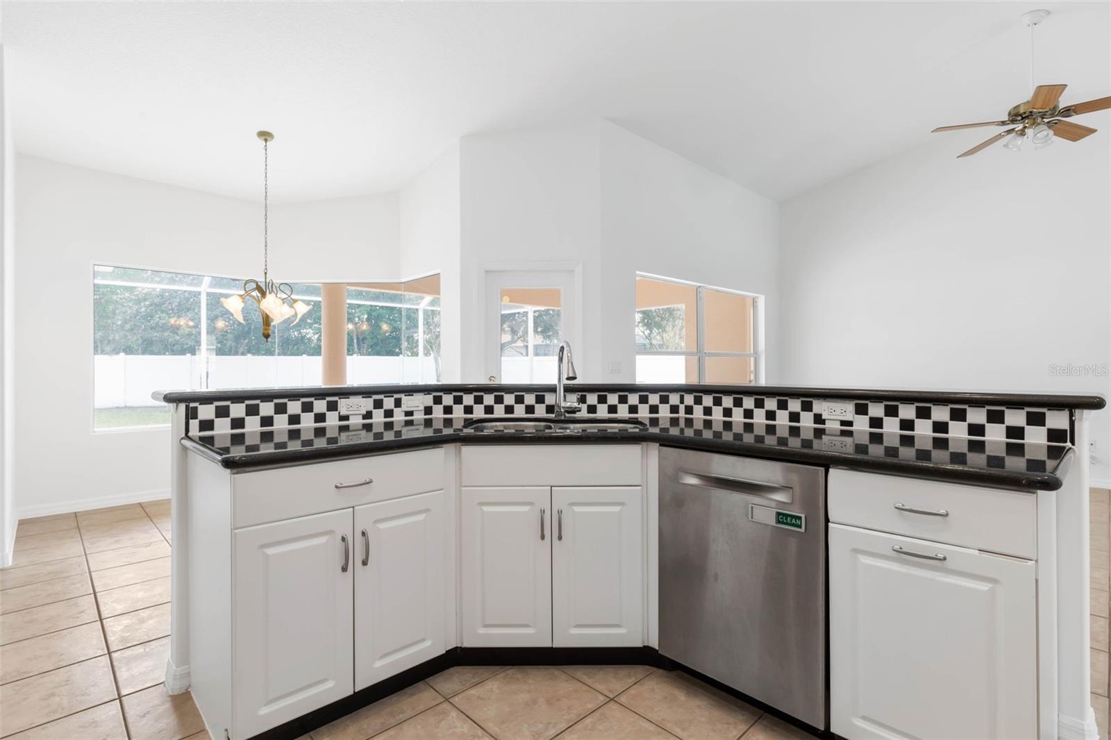 11 FIRETHORN LN, PALM COAST, FL, 32137