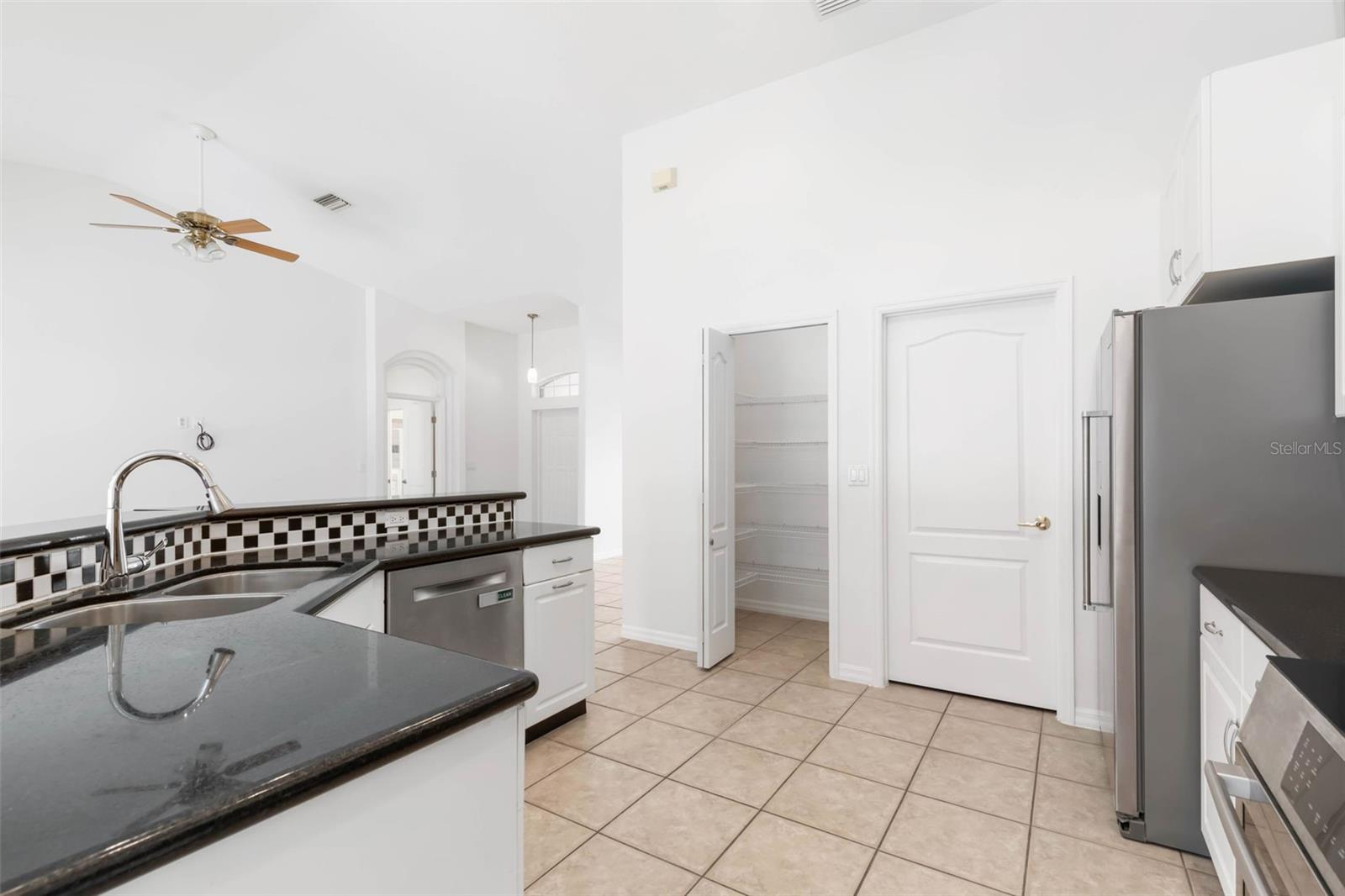 11 FIRETHORN LN, PALM COAST, FL, 32137