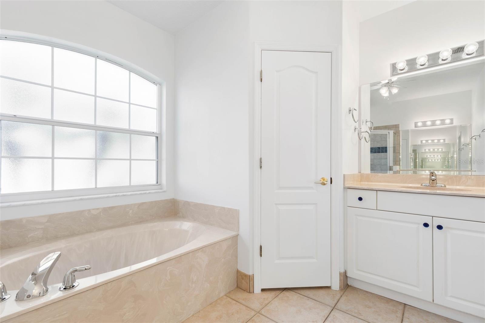 11 FIRETHORN LN, PALM COAST, FL, 32137
