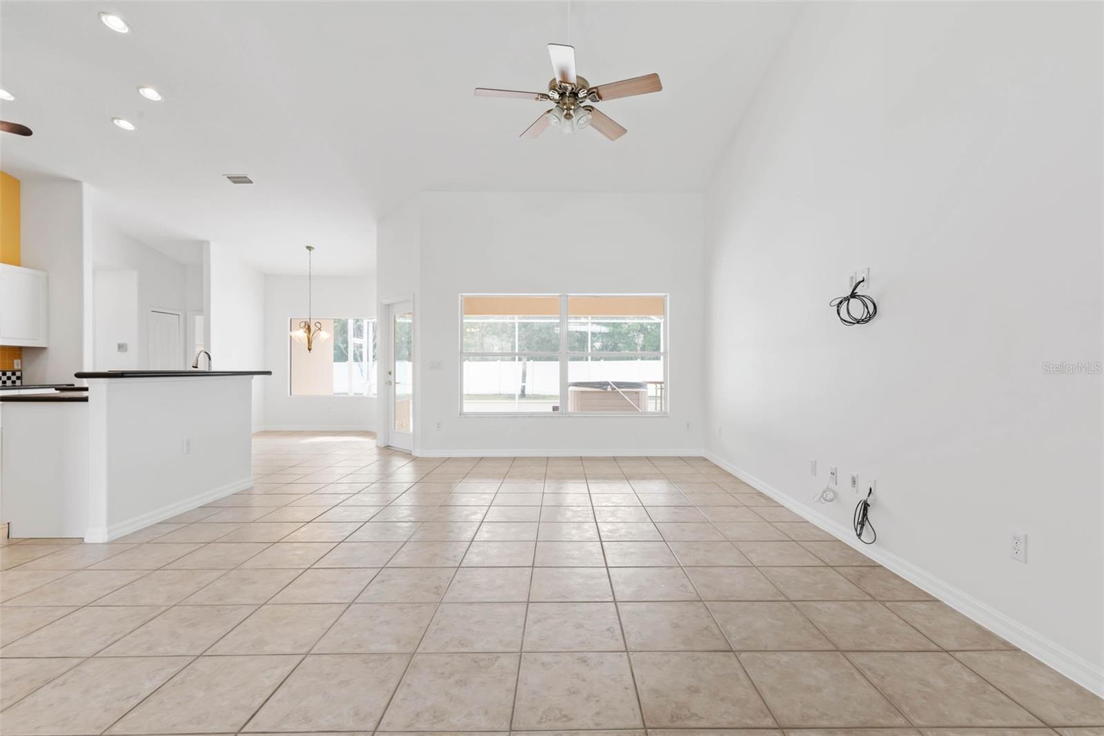 11 FIRETHORN LN, PALM COAST, FL, 32137