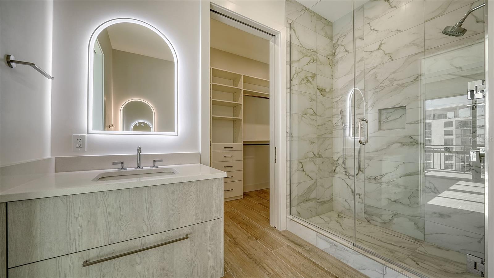 33 S PALM AVE #904, SARASOTA, FL, 34236