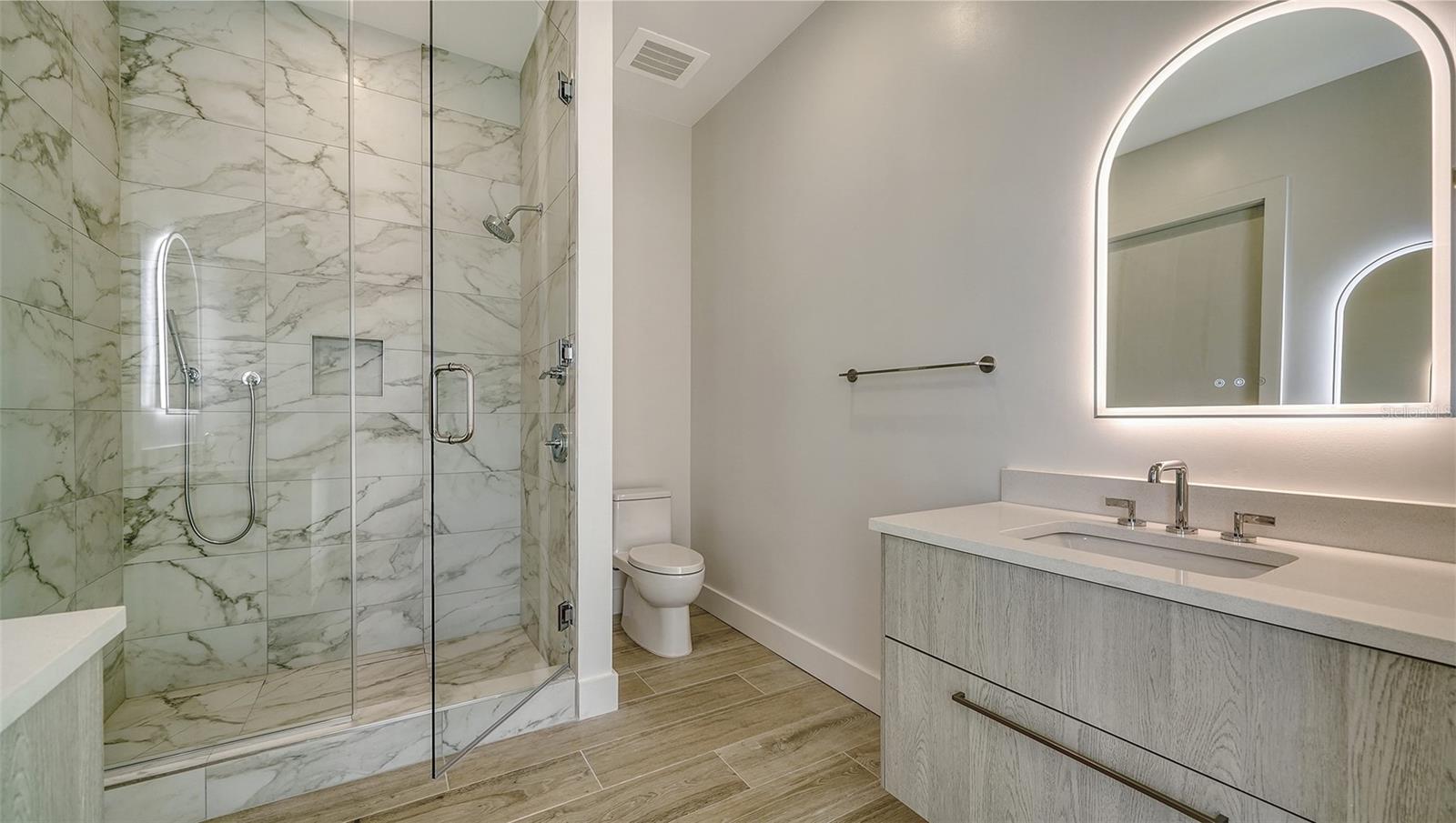 33 S PALM AVE #904, SARASOTA, FL, 34236