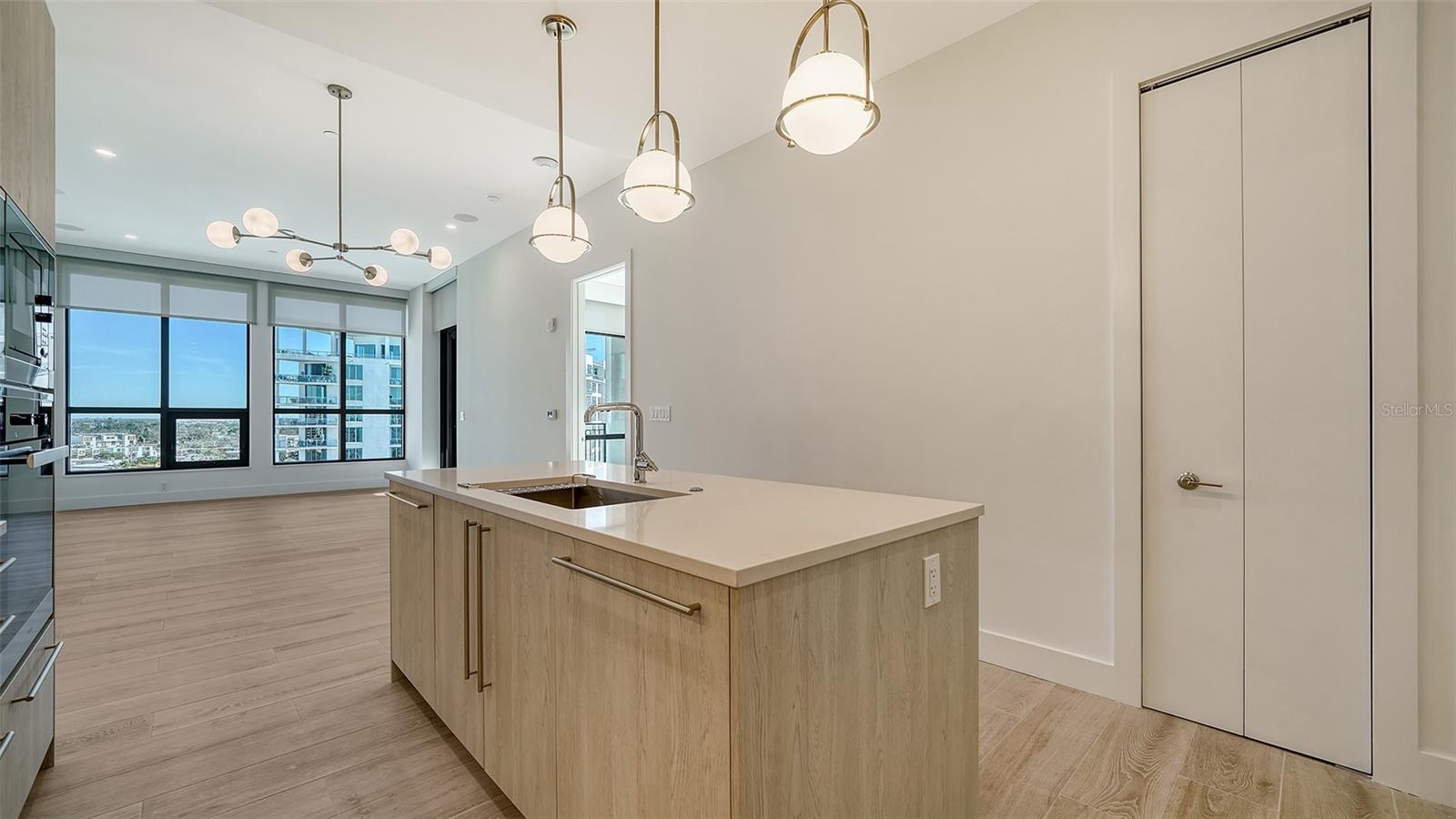 33 S PALM AVE #904, SARASOTA, FL, 34236