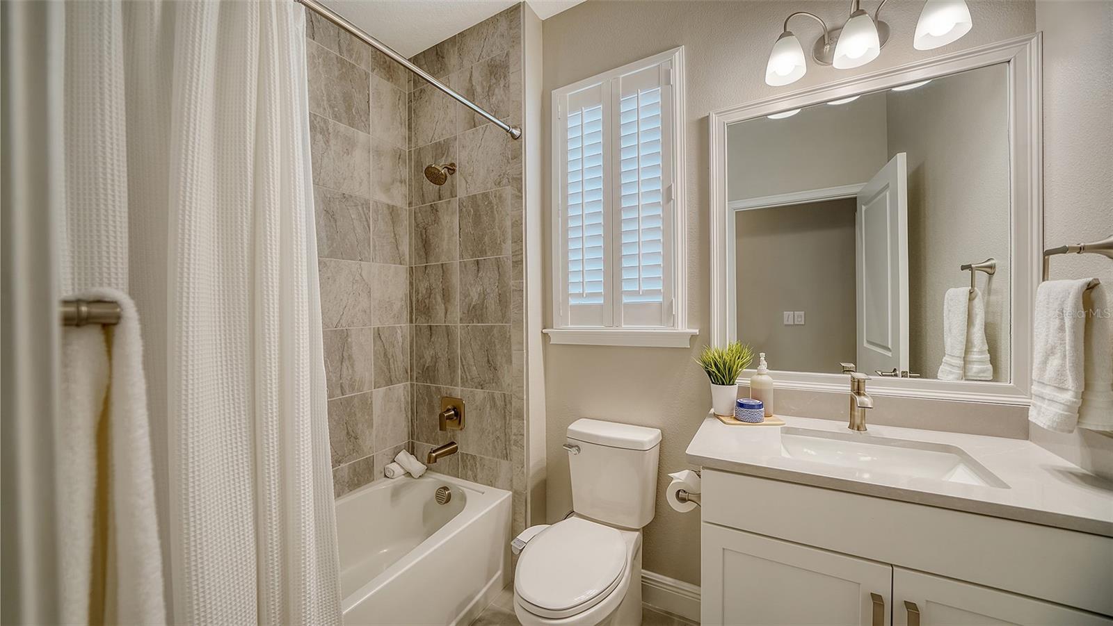 5721 LONG SHORE LOOP, SARASOTA, FL, 34238