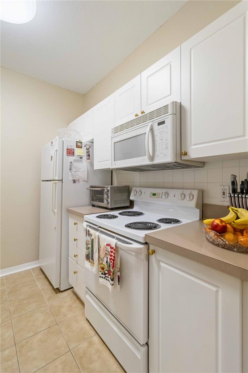 5180 NORTHRIDGE RD #211, SARASOTA, FL, 34238