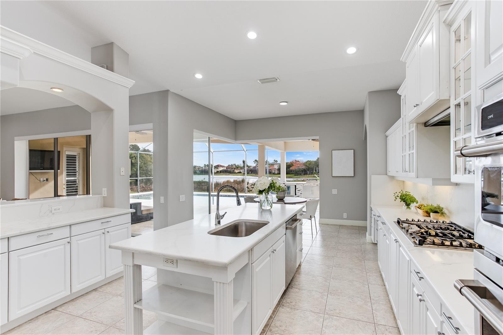 11919 ROYCE WATERFORD CIR, TAMPA, FL, 33626