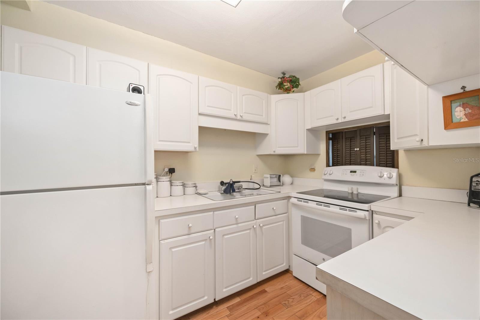 33 S GULFSTREAM AVE #808, SARASOTA, FL, 34236