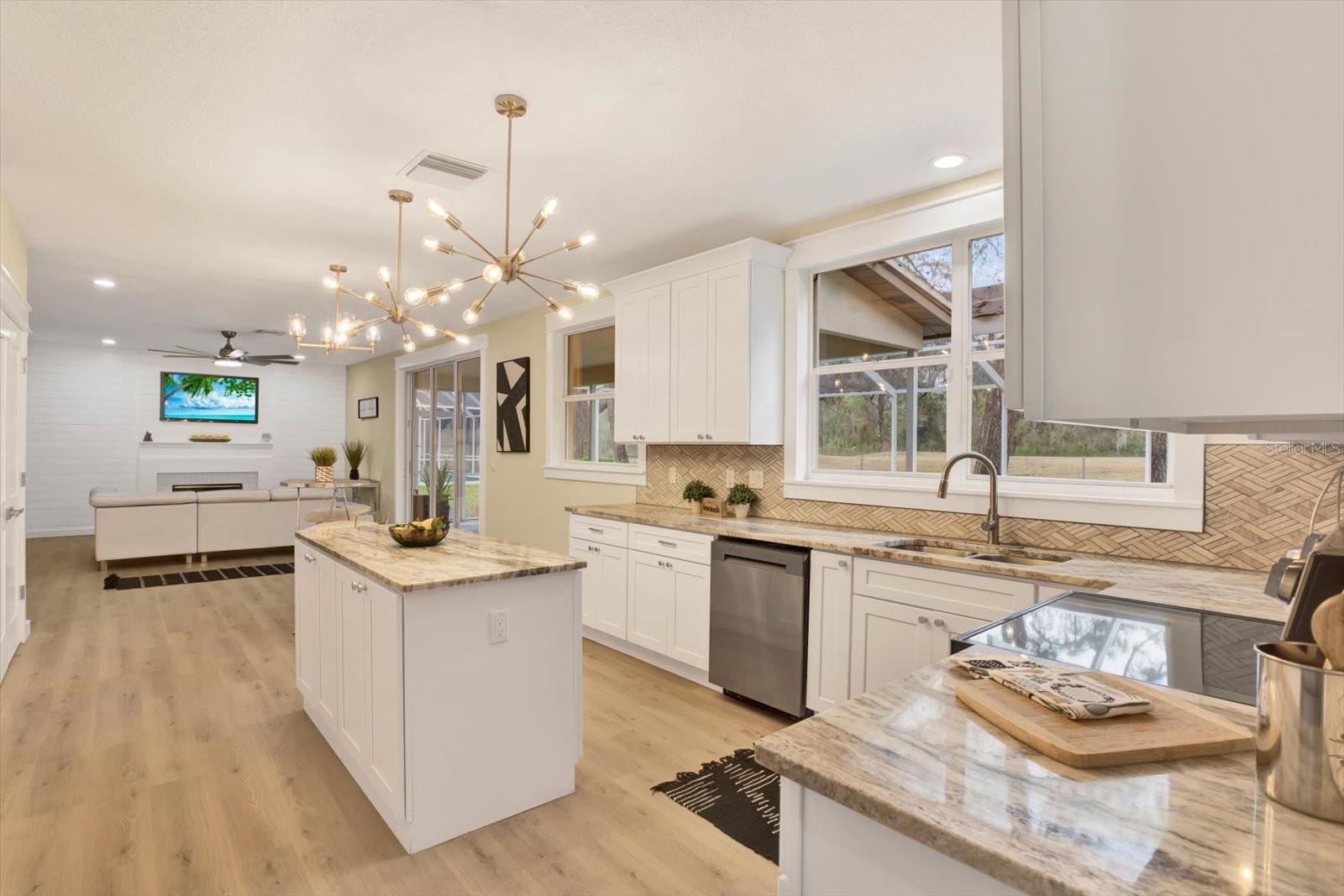 9617 NORCHESTER CIR, TAMPA, FL, 33647