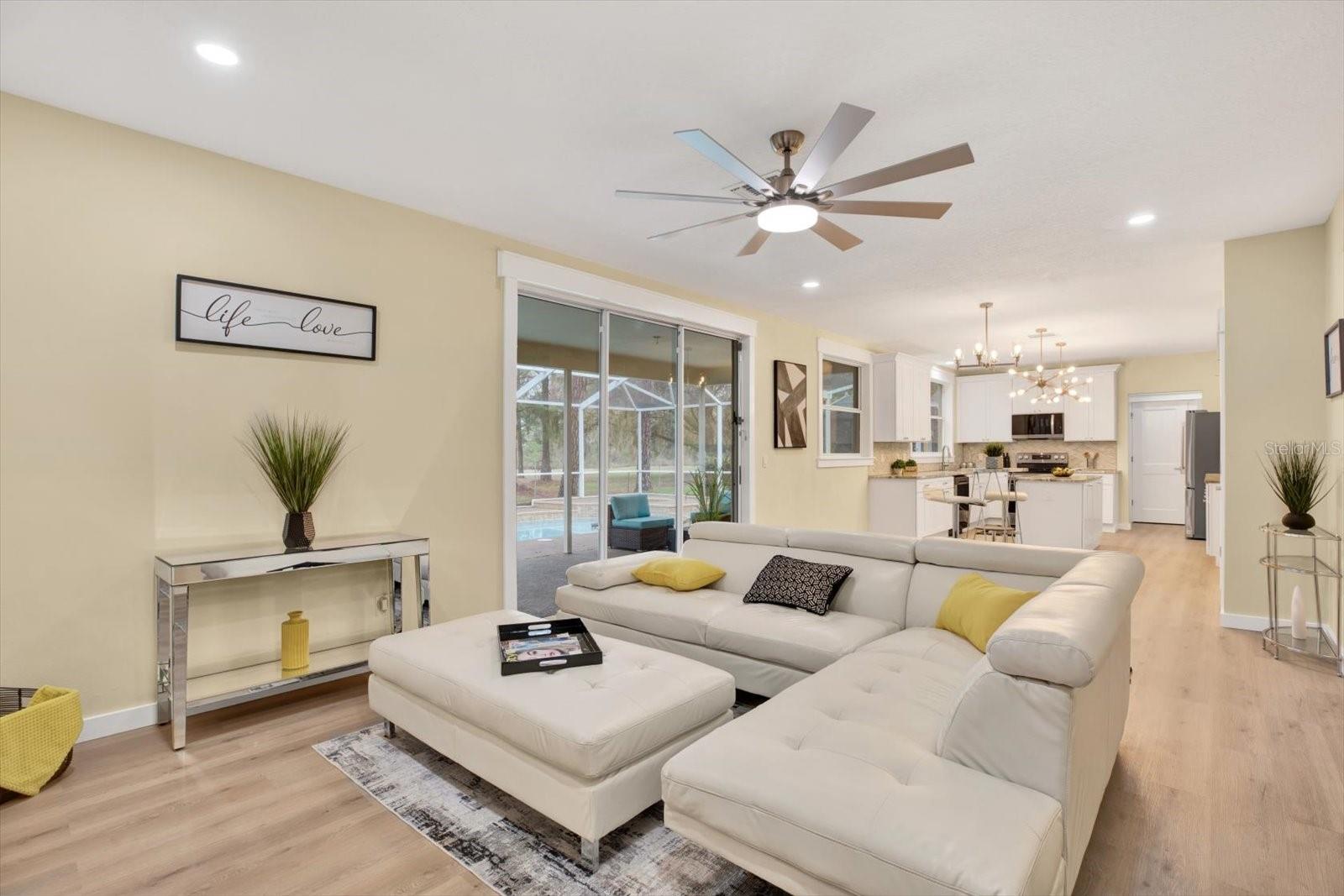 9617 NORCHESTER CIR, TAMPA, FL, 33647