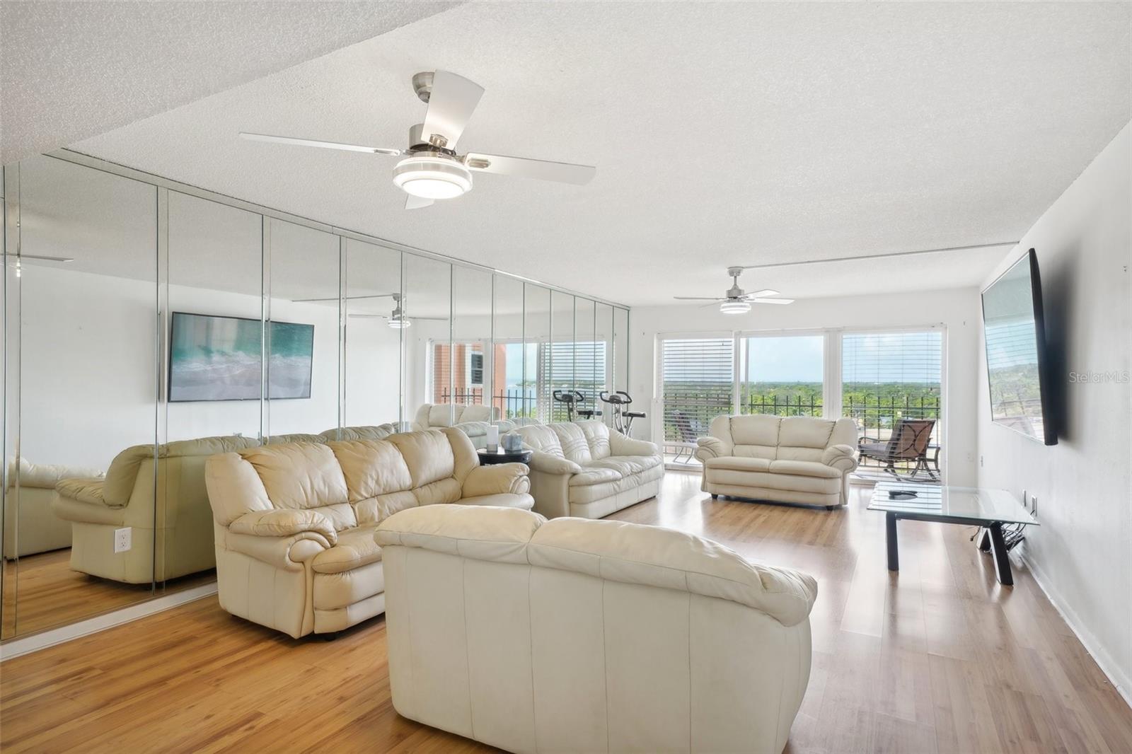 1120 N SHORE DR NE #903, ST PETERSBURG, FL, 33701