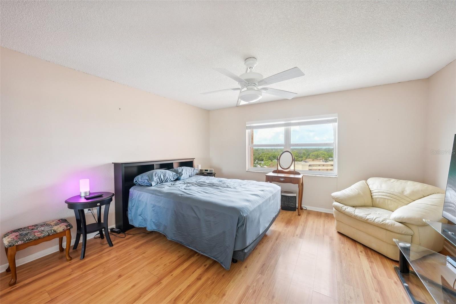1120 N SHORE DR NE #903, ST PETERSBURG, FL, 33701