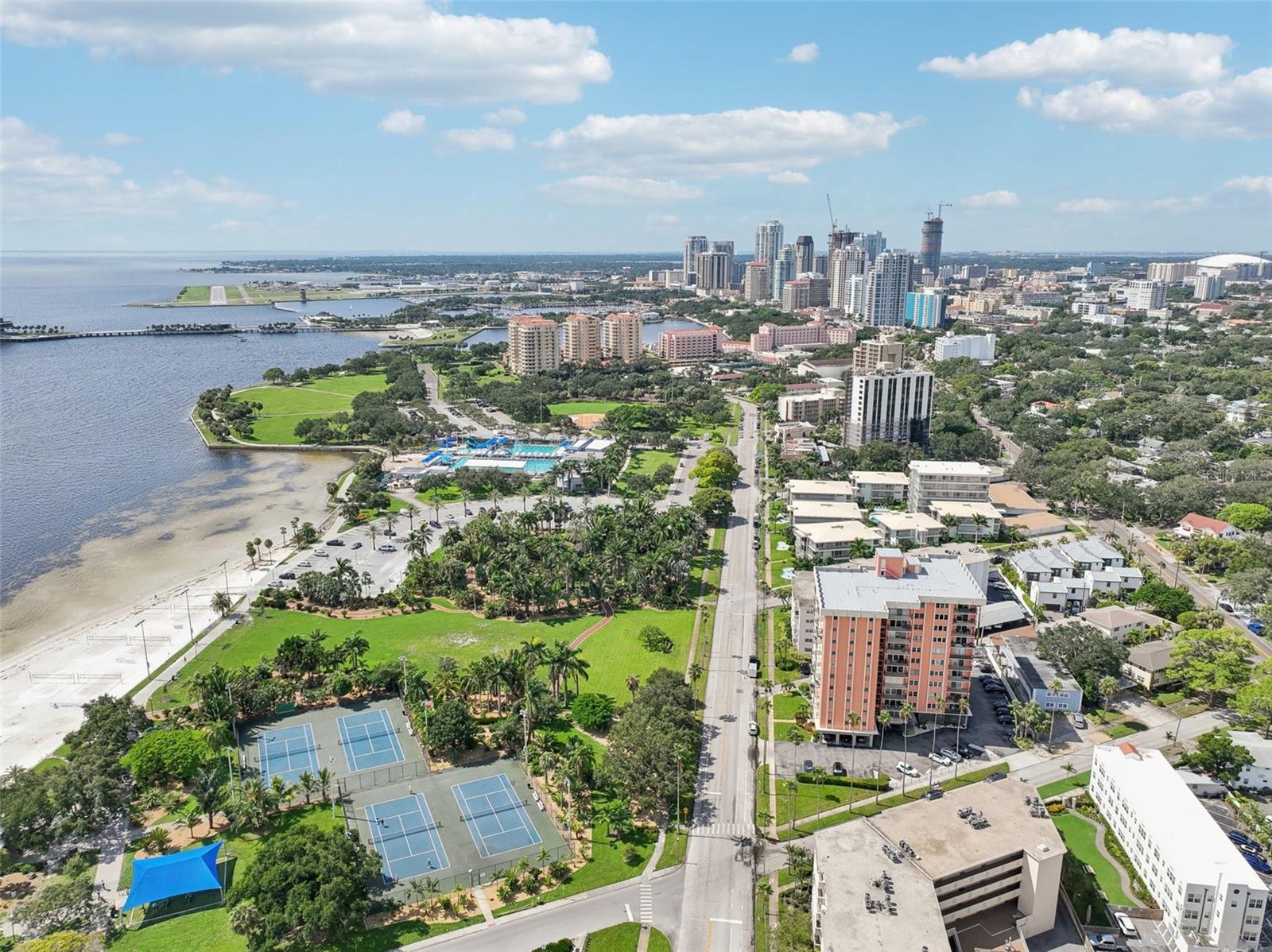 1120 N SHORE DR NE #903, ST PETERSBURG, FL, 33701