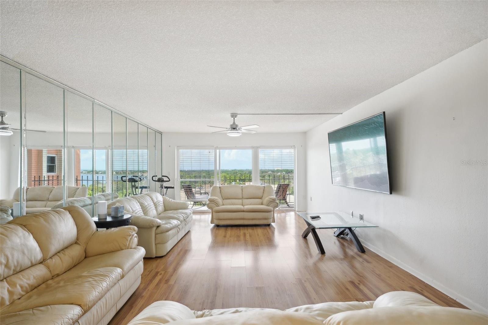 1120 N SHORE DR NE #903, ST PETERSBURG, FL, 33701