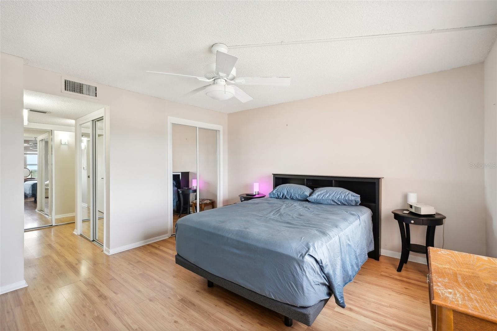 1120 N SHORE DR NE #903, ST PETERSBURG, FL, 33701