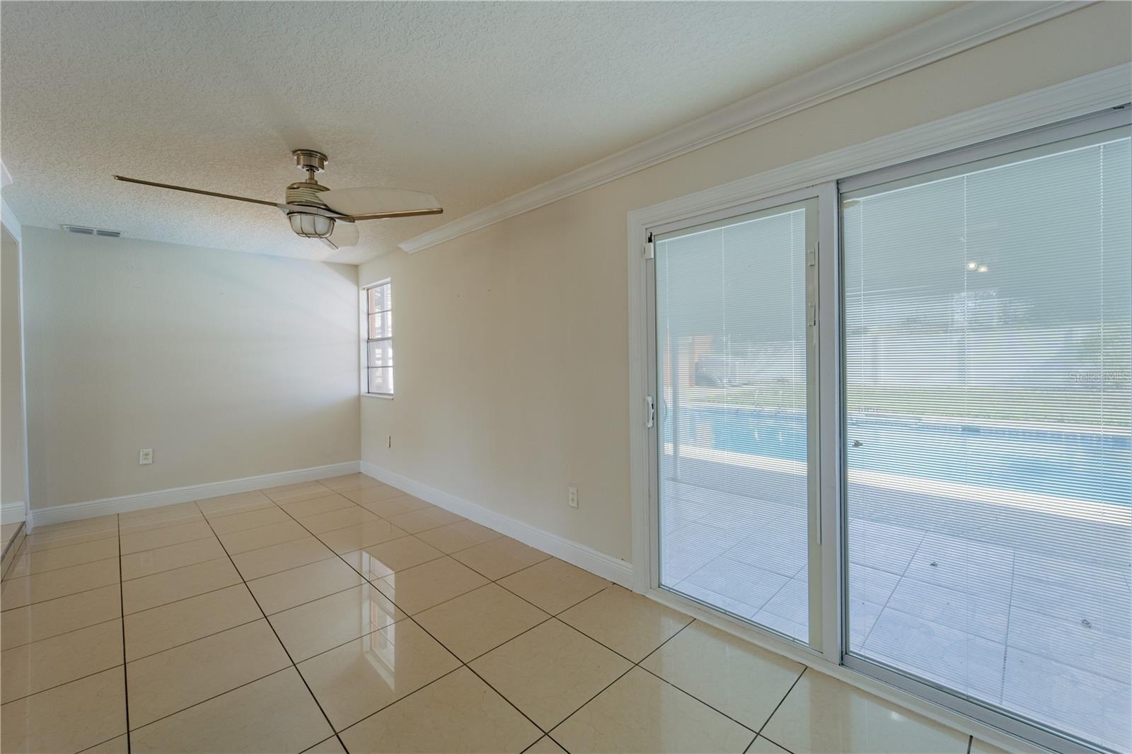 413 EGAN DR, ORLANDO, FL, 32822