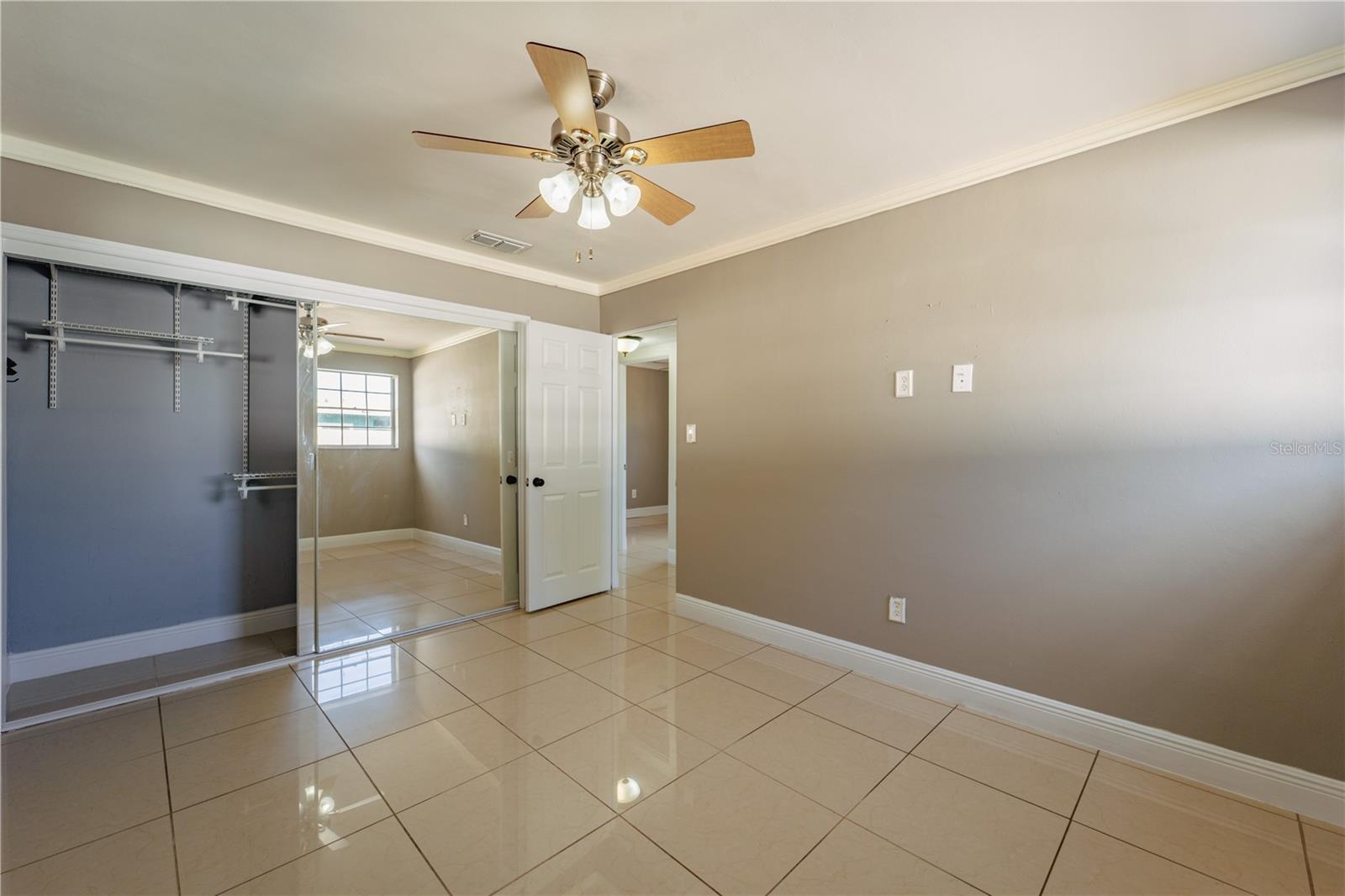 413 EGAN DR, ORLANDO, FL, 32822