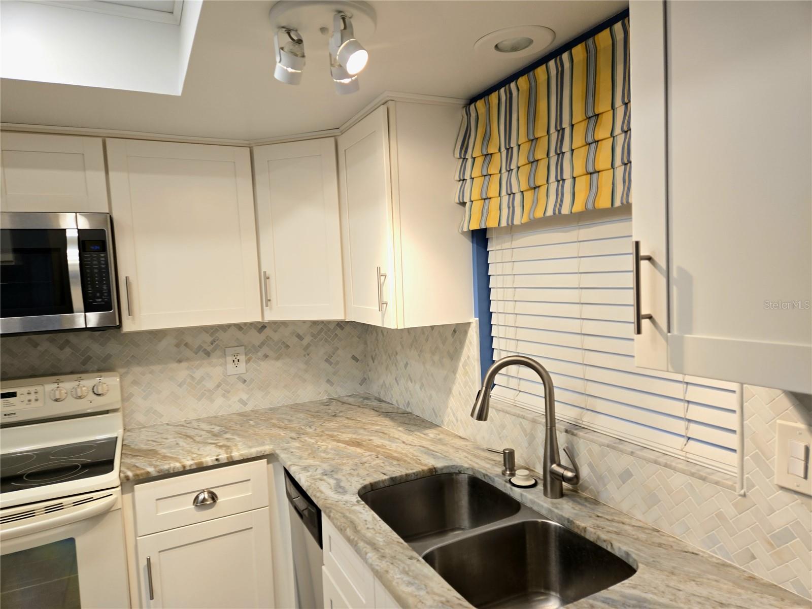 3756 LAKE BAYSHORE #K509, BRADENTON, FL, 34205