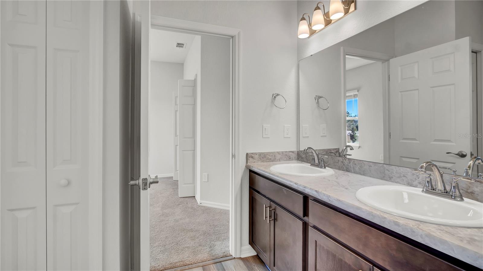 1140 MOUNTAIN FLOWER LN, DAVENPORT, FL, 33837