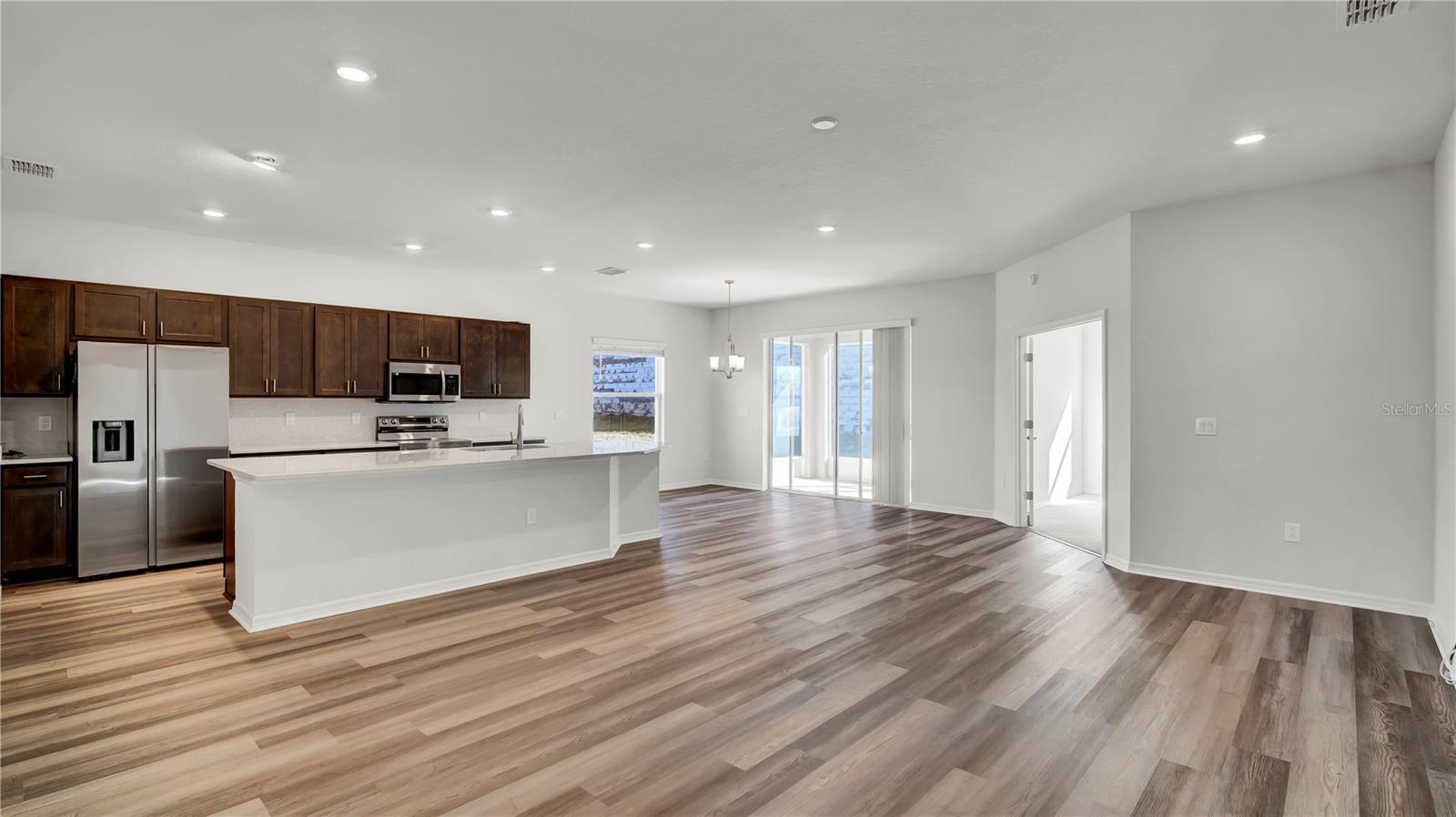 1140 MOUNTAIN FLOWER LN, DAVENPORT, FL, 33837