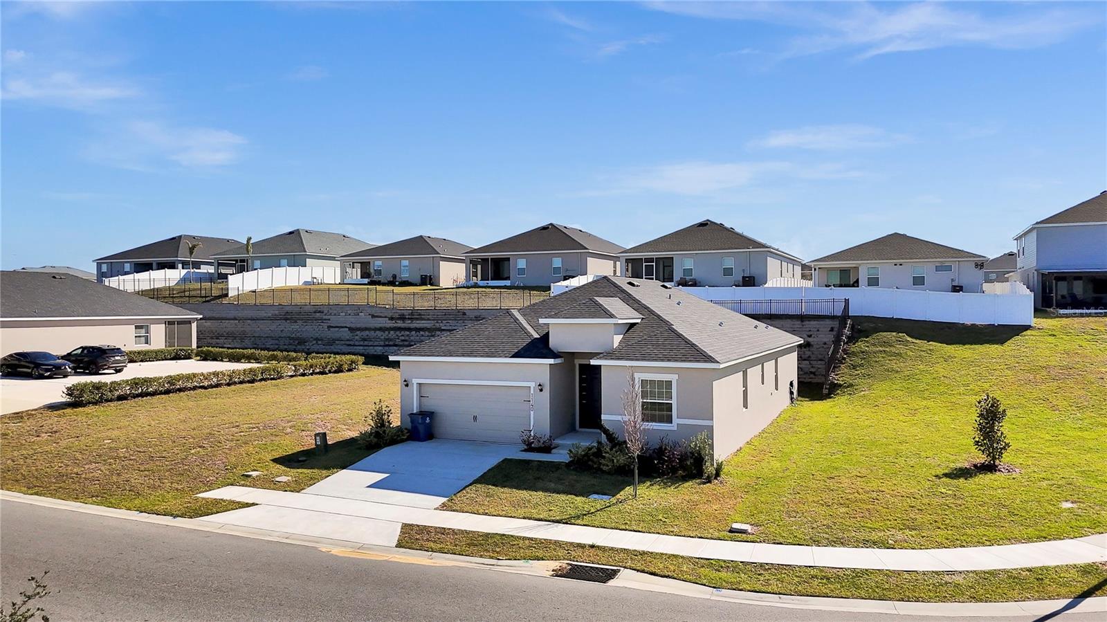 1140 MOUNTAIN FLOWER LN, DAVENPORT, FL, 33837