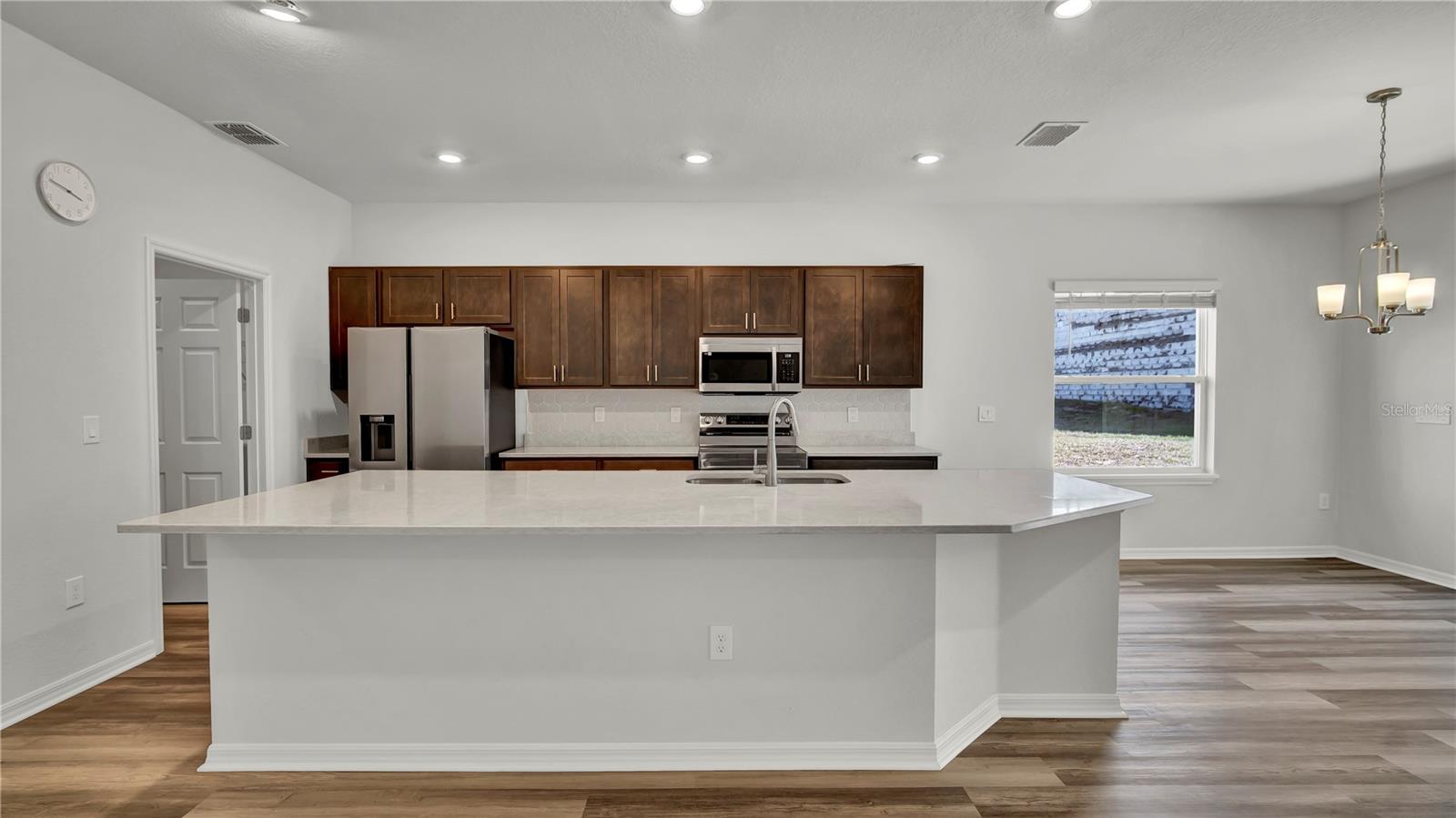 1140 MOUNTAIN FLOWER LN, DAVENPORT, FL, 33837