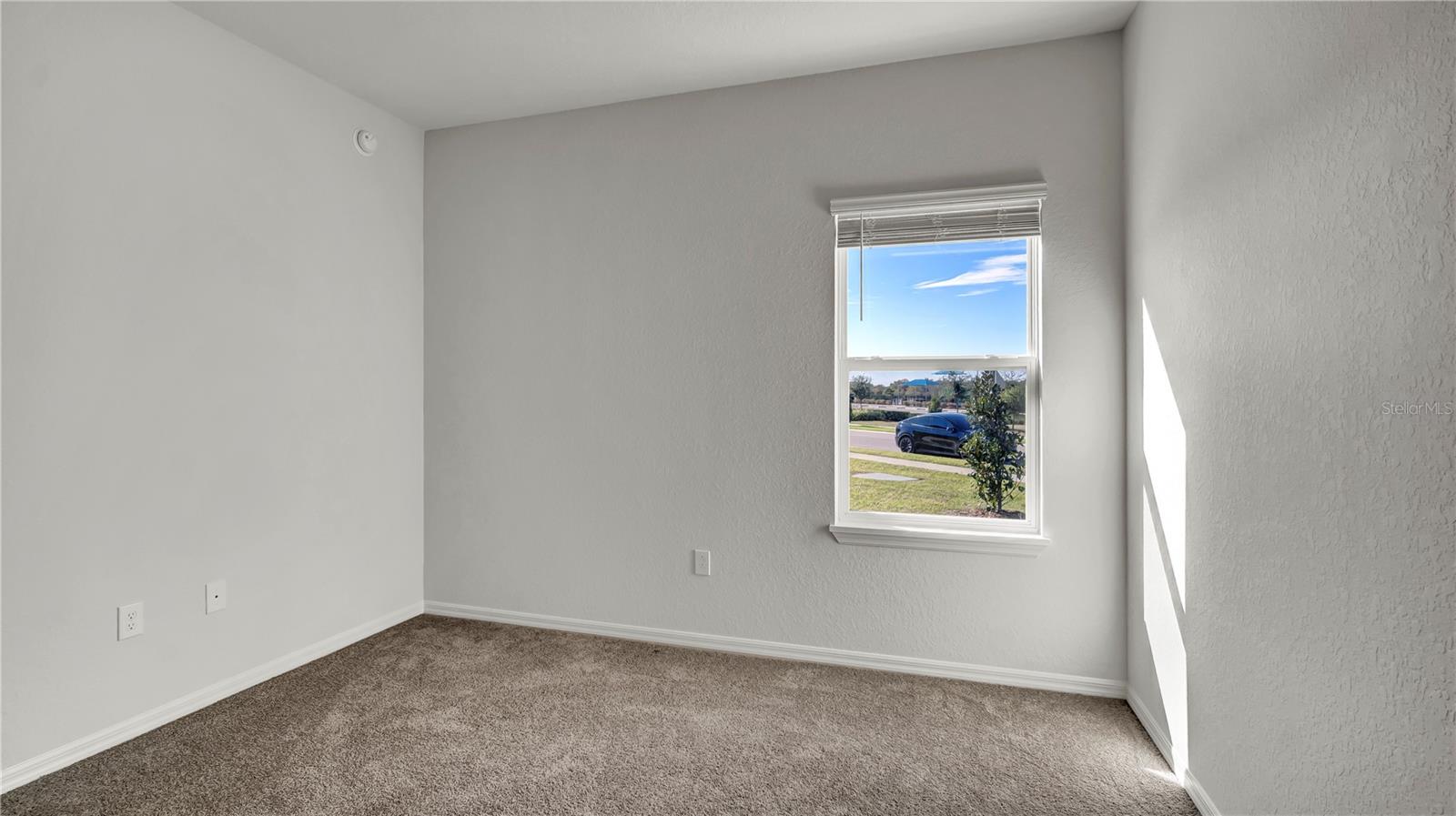 1140 MOUNTAIN FLOWER LN, DAVENPORT, FL, 33837