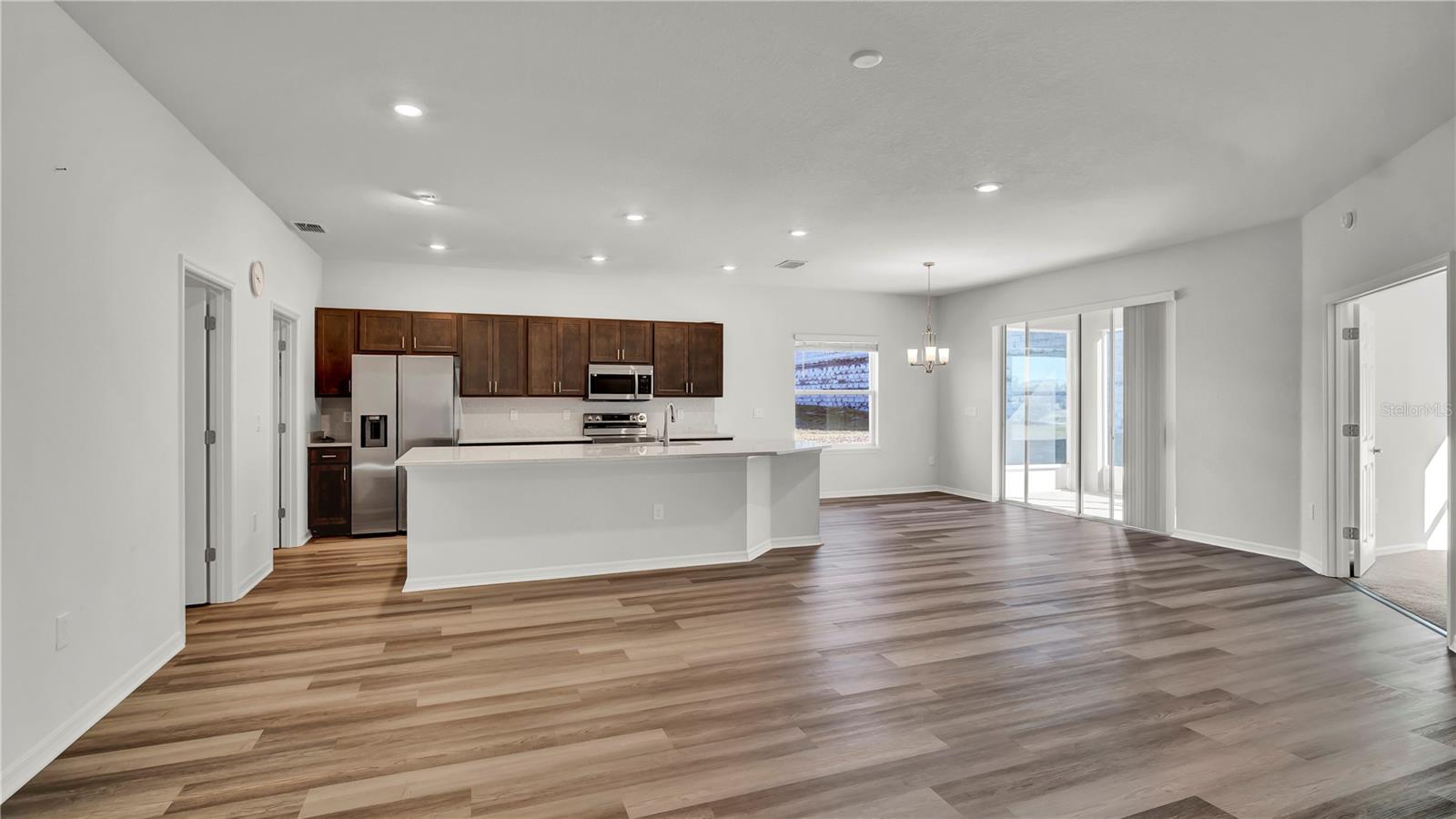 1140 MOUNTAIN FLOWER LN, DAVENPORT, FL, 33837